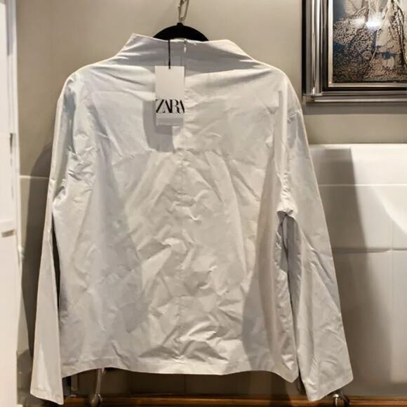 NWT - Zara Faux Leather with Crew Neck Ling Sleeve Taupe Top Medium - Picture 5 of 7